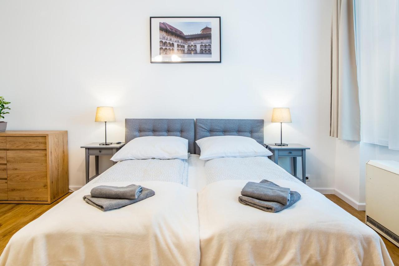 Apartament Na Groblach Krakow Bagian luar foto